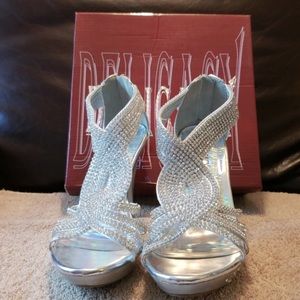 Delicacy heels brand new
